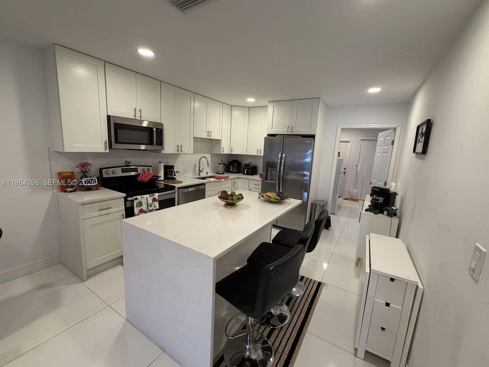 Vendido Recientemente: $899,000 (0 camas, 0 baños, 2582 Pies cuadrados)
