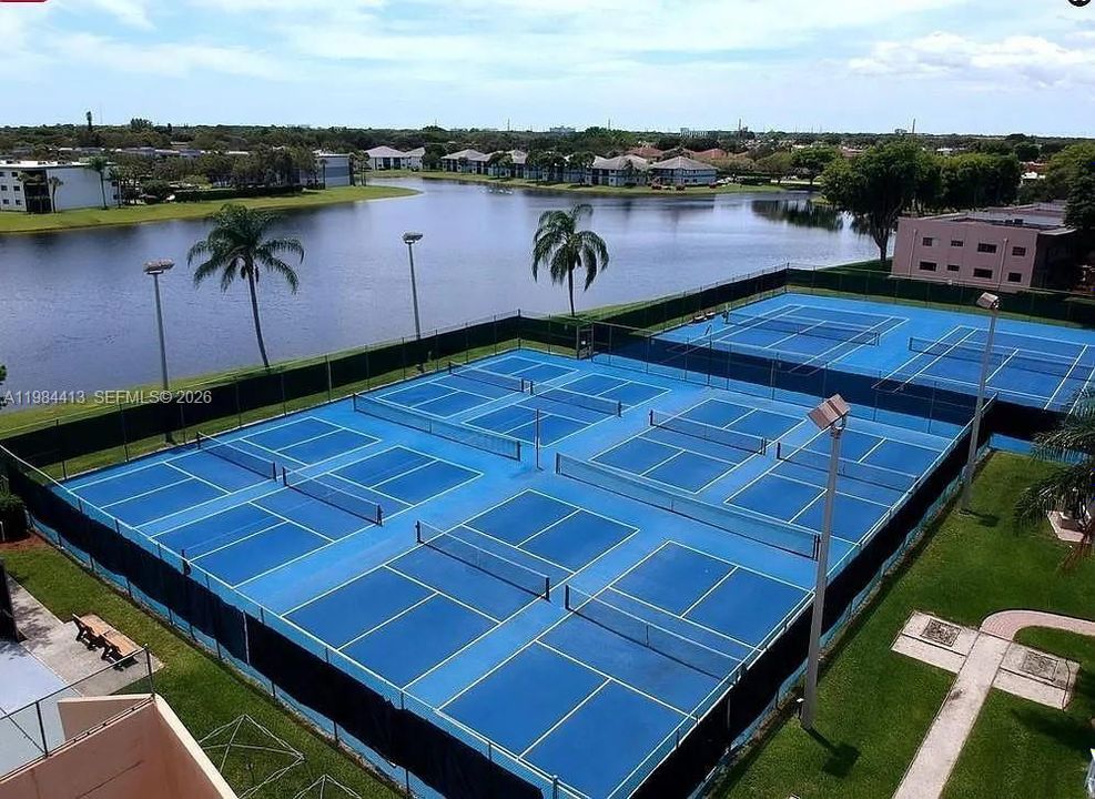 En Venta: $111,777 (2 camas, 1 baños, 940 Pies cuadrados)