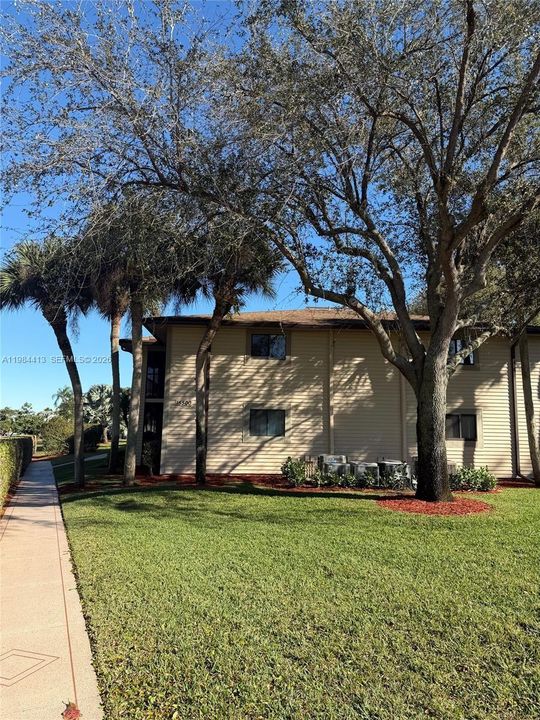 En Venta: $111,777 (2 camas, 1 baños, 940 Pies cuadrados)