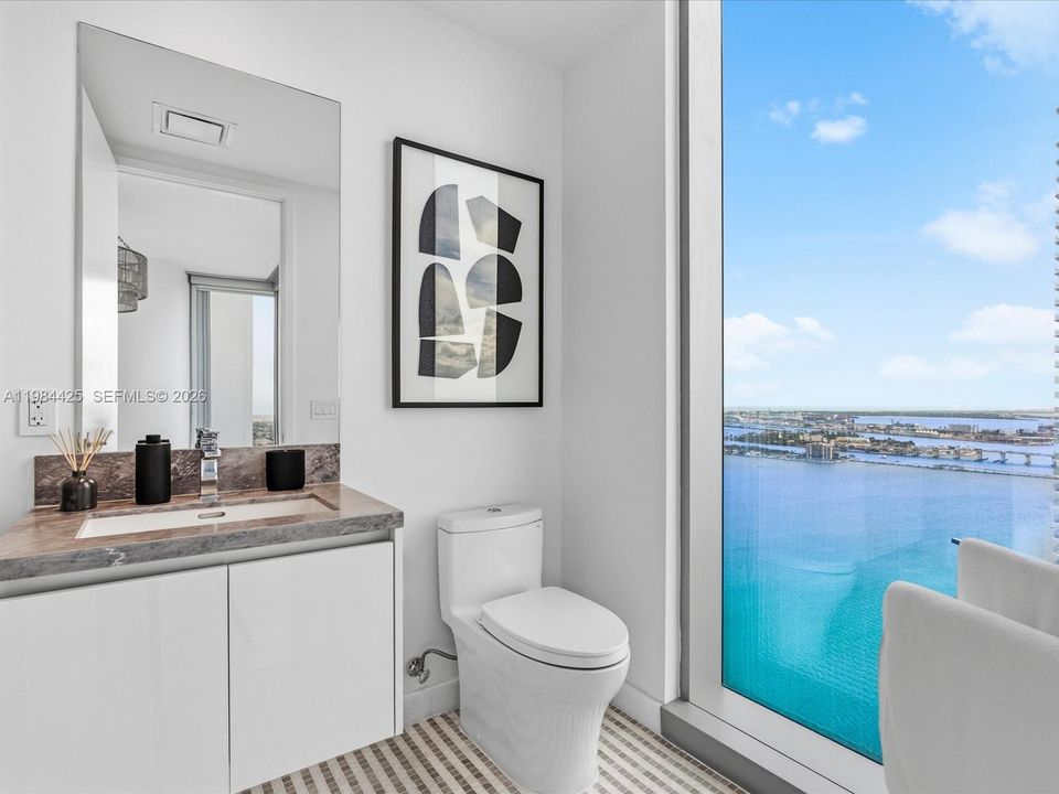 Vendido Recientemente: $4,295,000 (4 camas, 6 baños, 3788 Pies cuadrados)