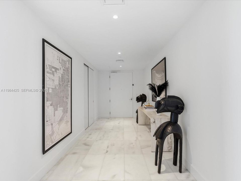 Vendido Recientemente: $4,295,000 (4 camas, 6 baños, 3788 Pies cuadrados)
