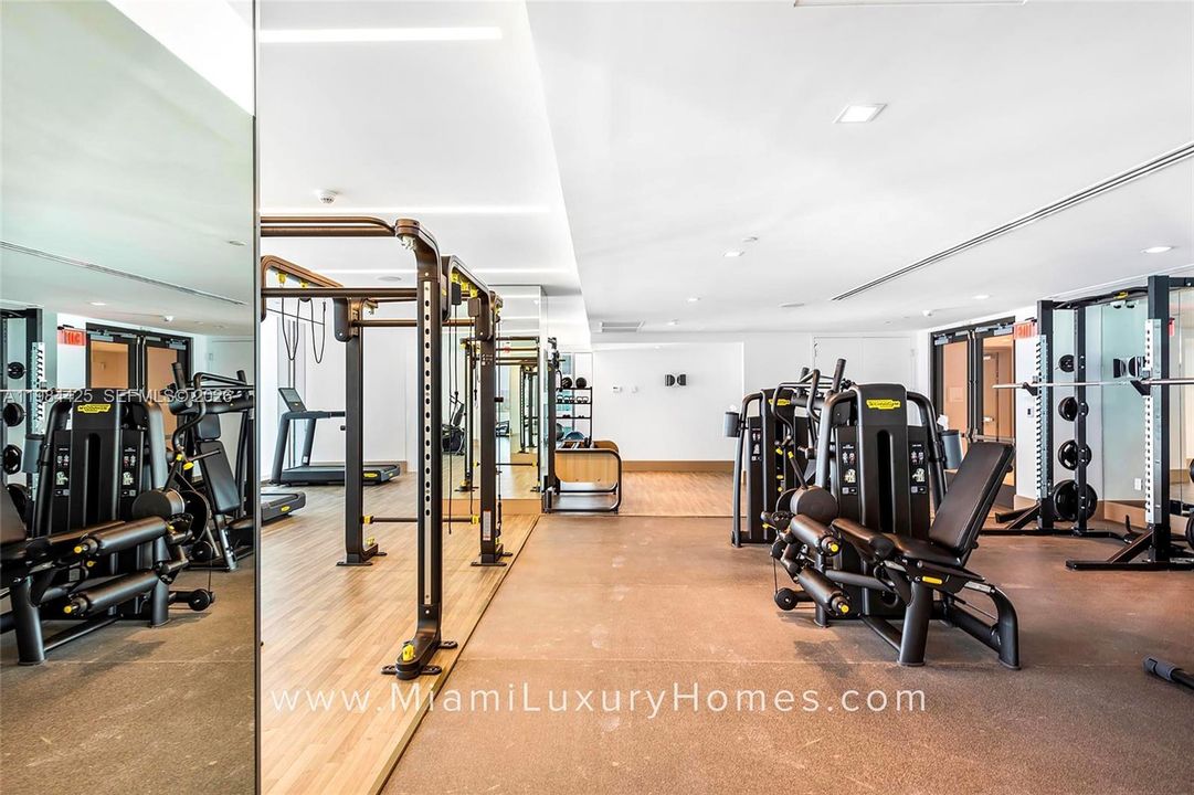 Vendido Recientemente: $4,295,000 (4 camas, 6 baños, 3788 Pies cuadrados)