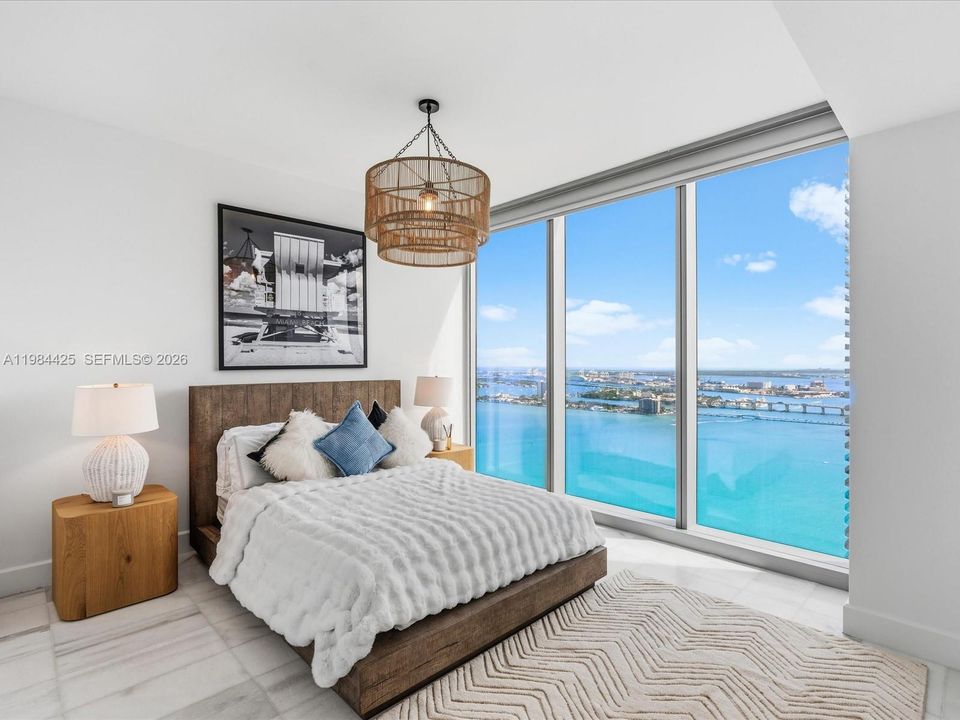 Vendido Recientemente: $4,295,000 (4 camas, 6 baños, 3788 Pies cuadrados)