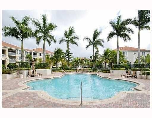 Active With Contract: $169,900 (1 beds, 1 baths, 757 Square Feet)