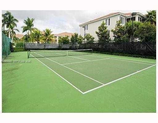 Active With Contract: $169,900 (1 beds, 1 baths, 757 Square Feet)