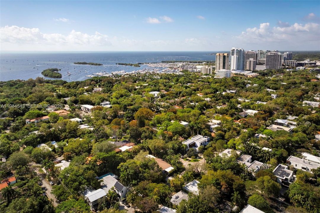 For Sale: $2,795,000 (4 beds, 4 baths, 2353 Square Feet)
