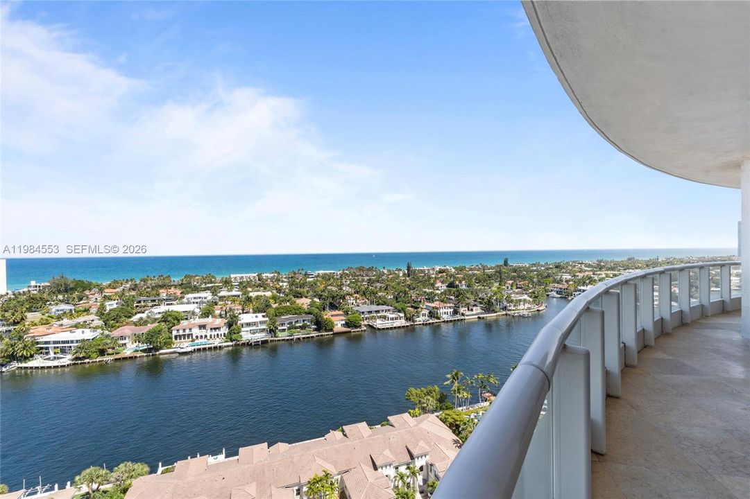 For Sale: $2,900,000 (5 beds, 4 baths, 4169 Square Feet)