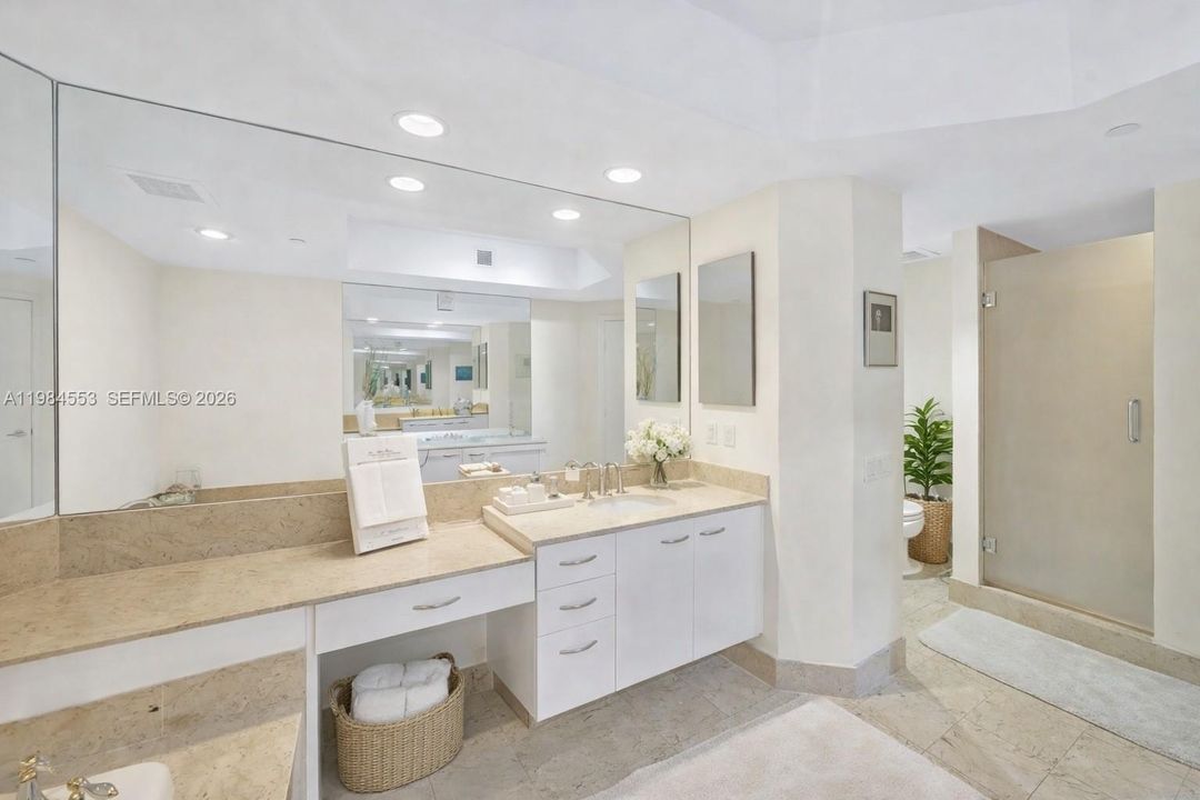 Hers Bathrooms
