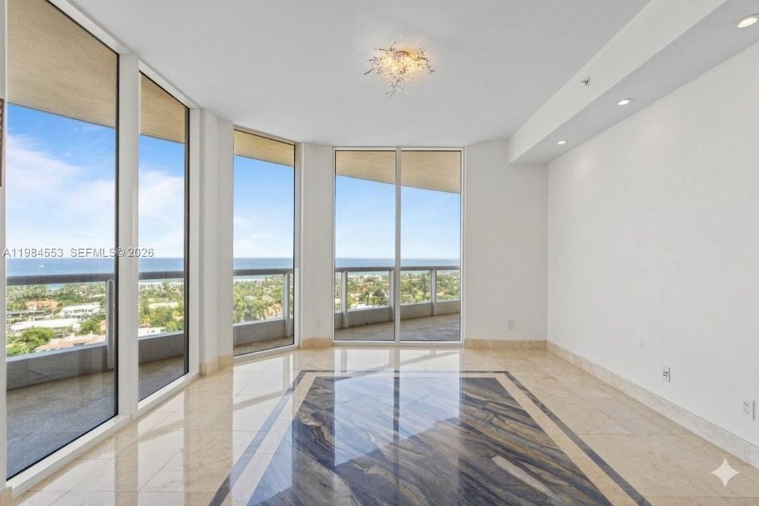 Furniture has been digitally removed to show the space unfurnished