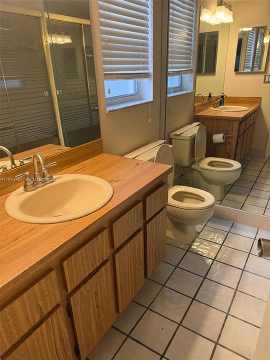 For Sale: $199,000 (2 beds, 2 baths, 790 Square Feet)