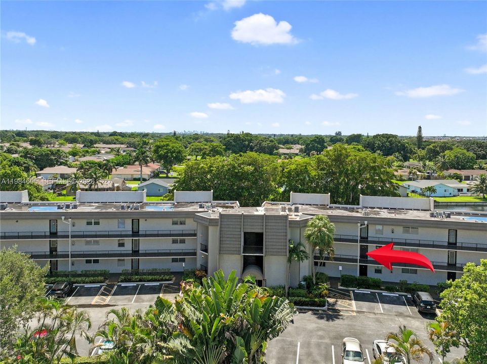 For Sale: $64,900 (1 beds, 1 baths, 750 Square Feet)