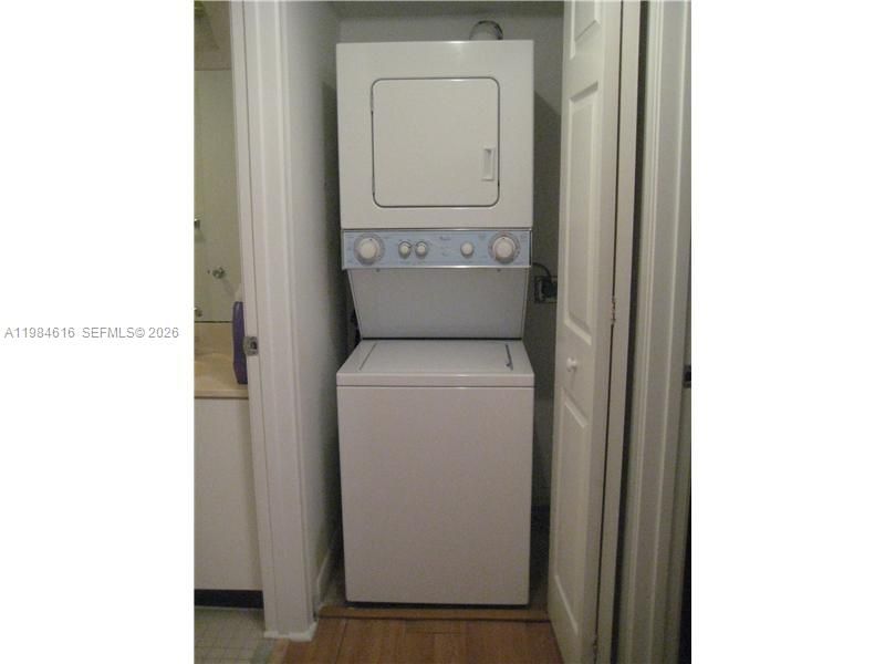 Недавно арендовано: $1,950 (2 спален, 2 ванн, 1106 Квадратных фут)