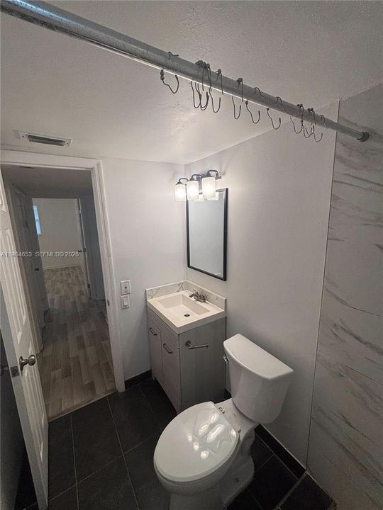 Recientemente alquilado: $1,750 (2 camas, 1 baños, 750 Pies cuadrados)