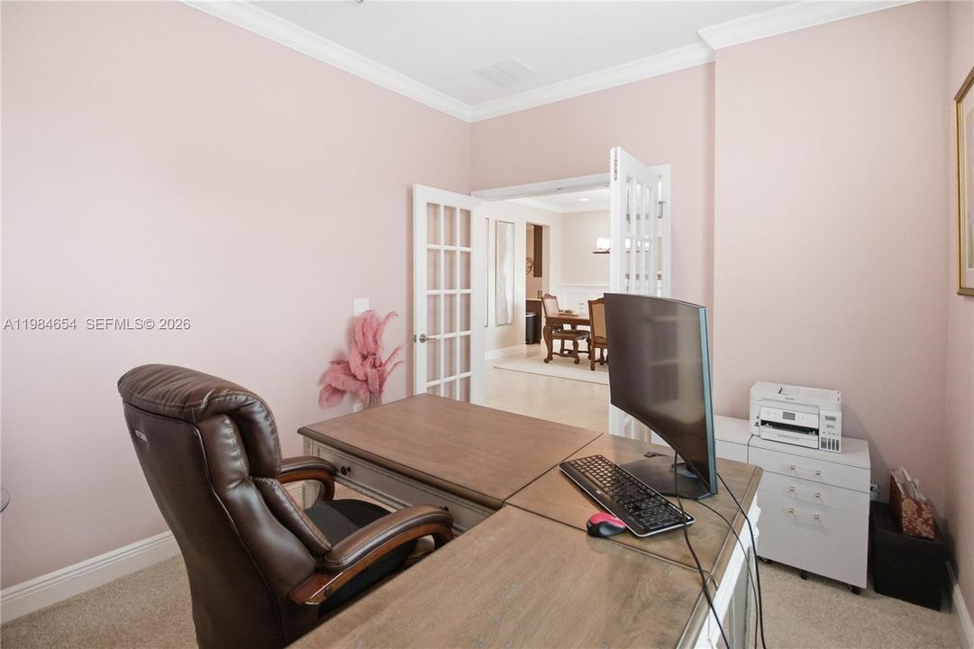 En Venta: $775,000 (5 camas, 4 baños, 3334 Pies cuadrados)