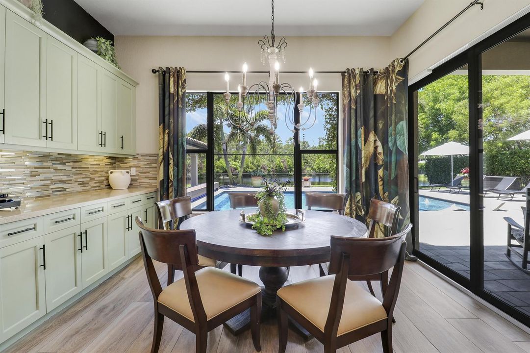 Eat in Kitchen