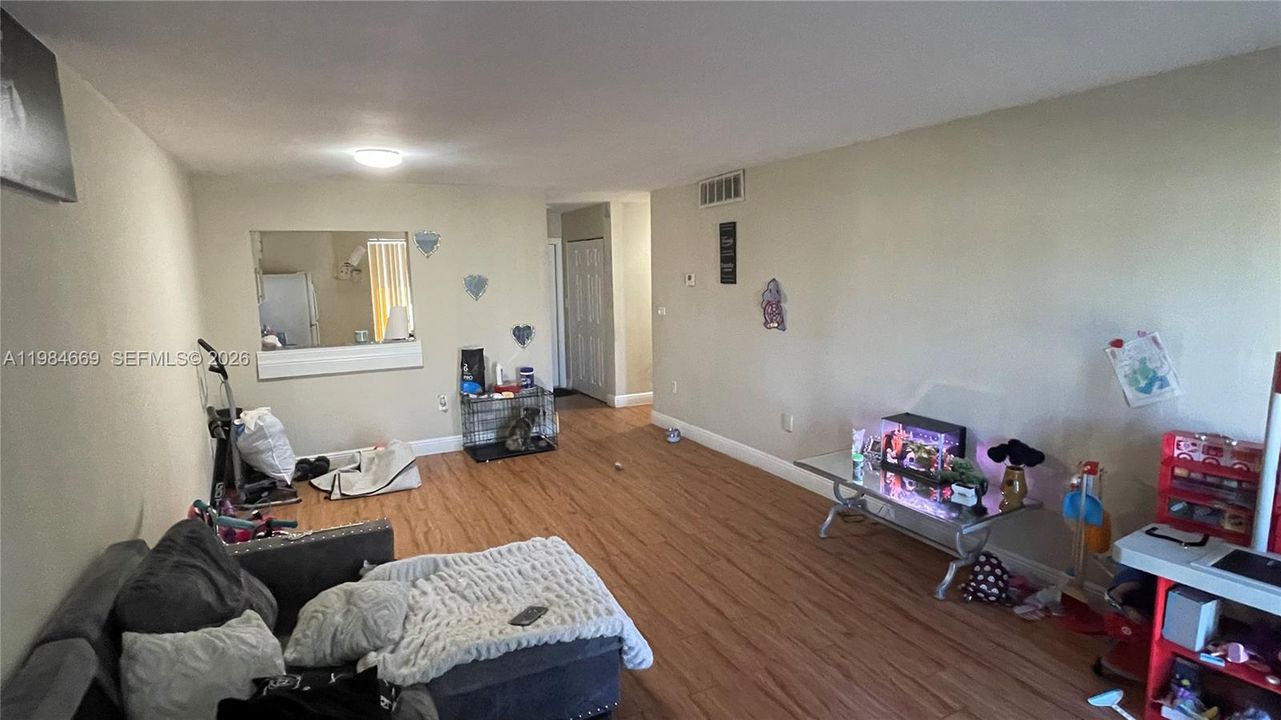En Venta: $135,000 (1 camas, 1 baños, 730 Pies cuadrados)
