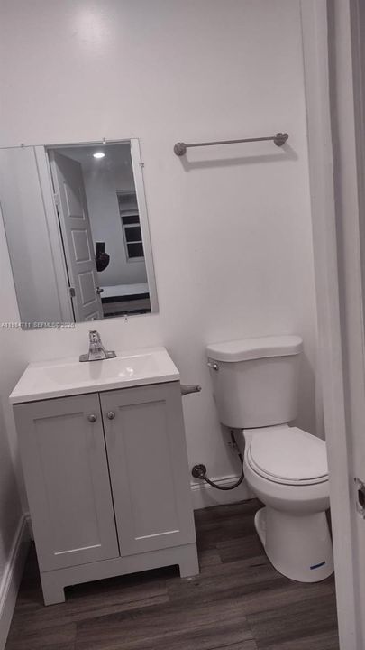 В аренду: $1,000 (1 спален, 1 ванн, 3825 Квадратных фут)