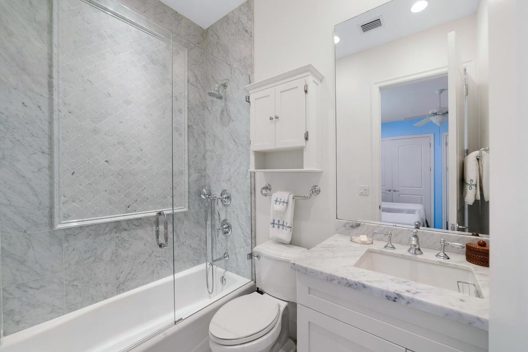Guest Bedroom En SUite