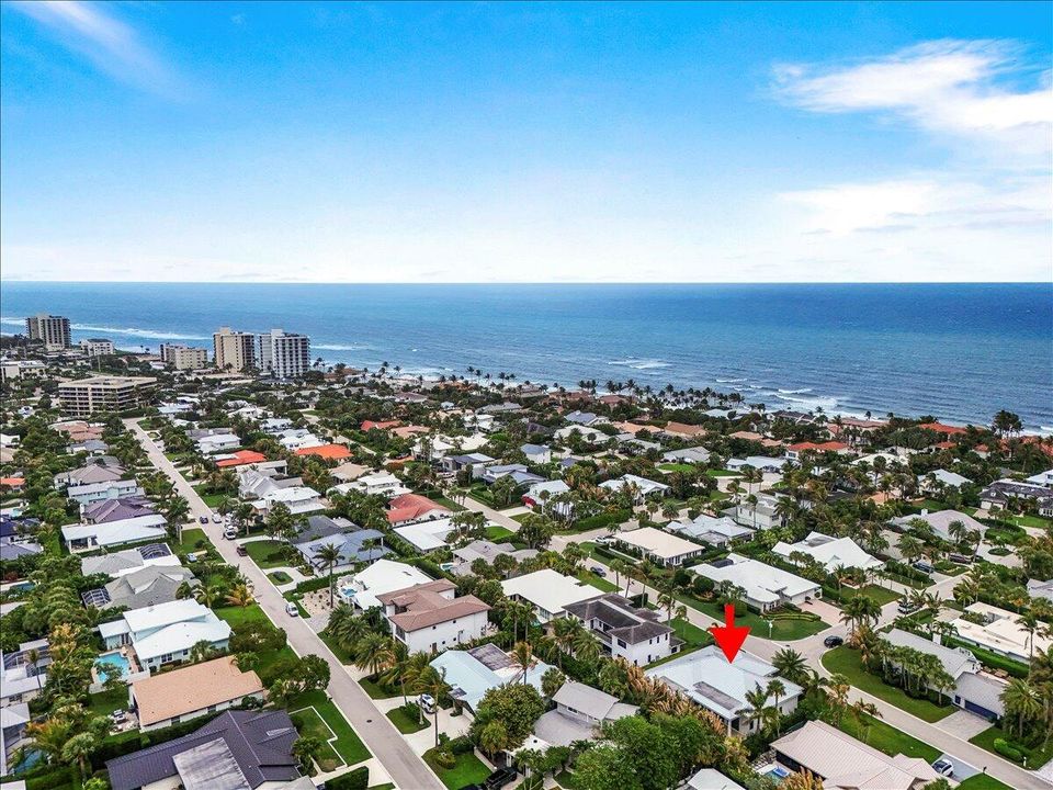 Aerial to Jupiter Island