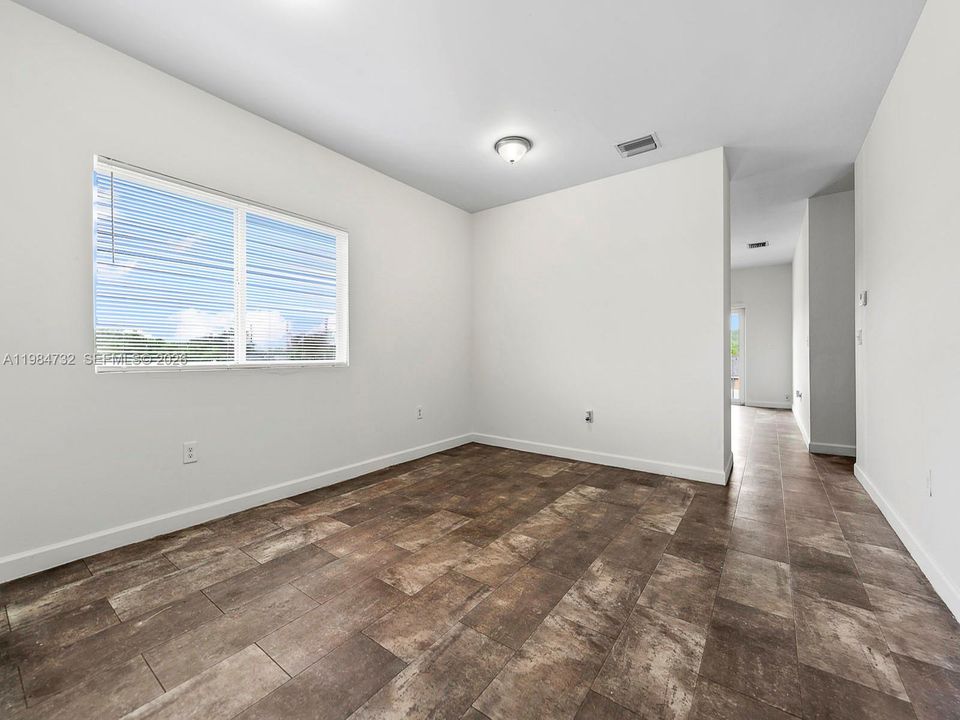 Vendido Recientemente: $615,000 (0 camas, 0 baños, 2950 Pies cuadrados)