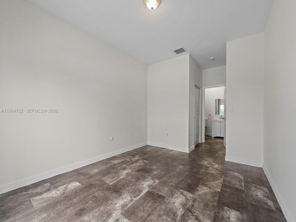 Vendido Recientemente: $615,000 (0 camas, 0 baños, 2950 Pies cuadrados)