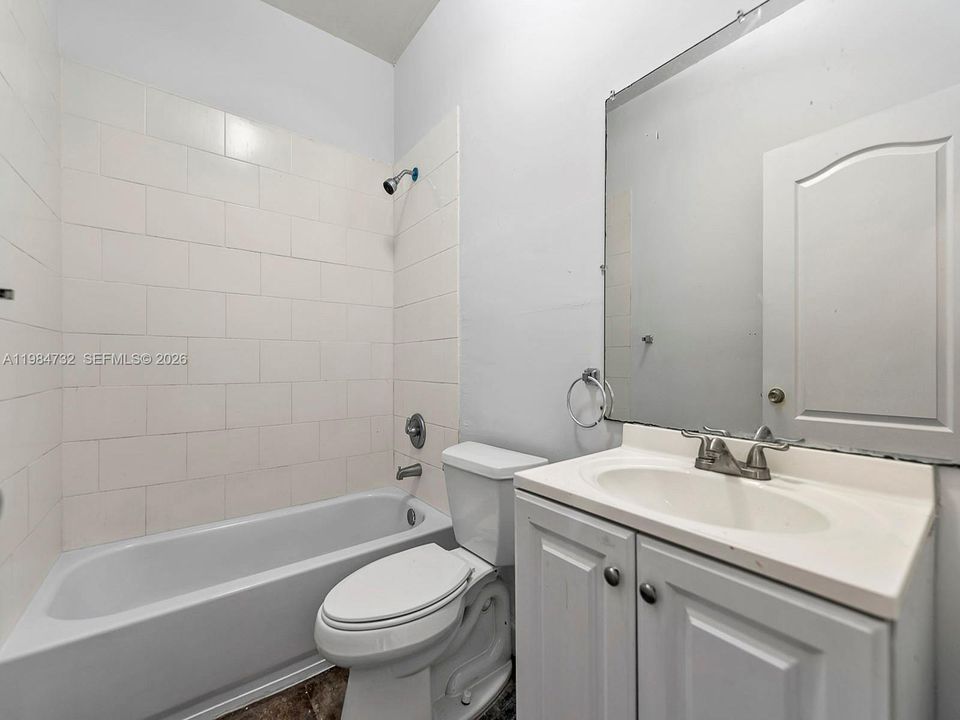 Vendido Recientemente: $615,000 (0 camas, 0 baños, 2950 Pies cuadrados)
