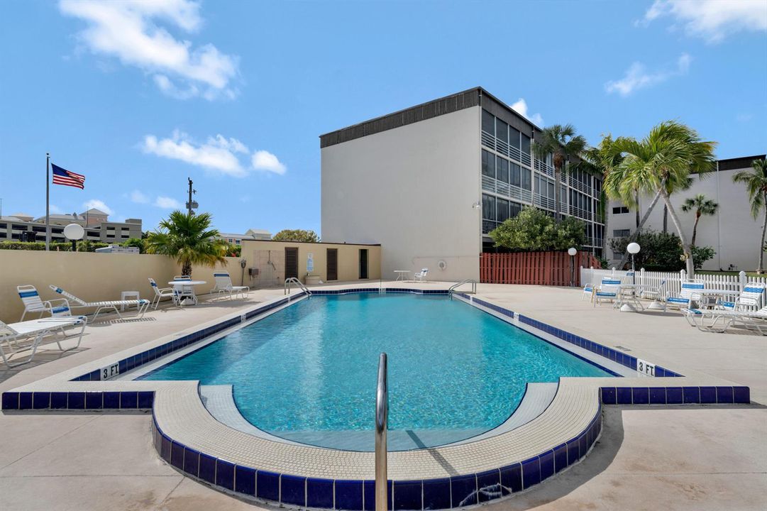 896 N Federal Hwy Lantana FL-print-004-1