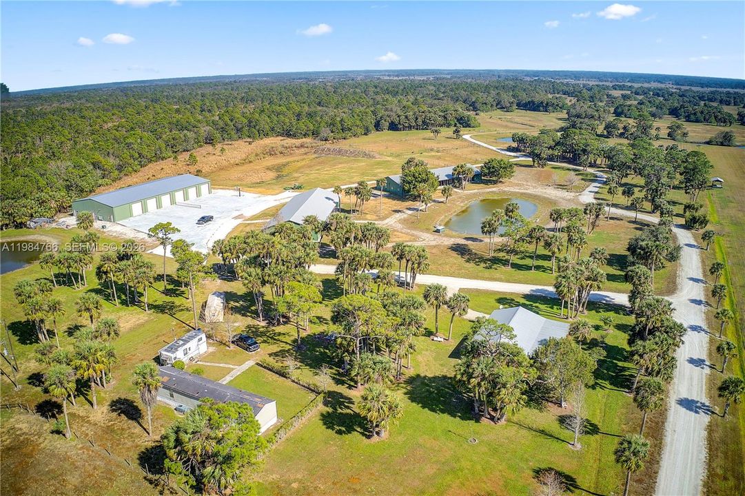 For Sale: $5,999,999 (9 beds, 3 baths, 910 Square Feet)