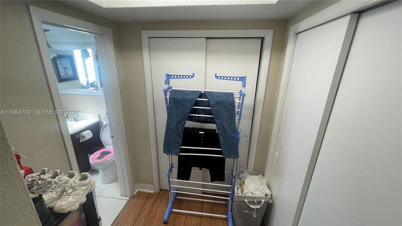 For Sale: $185,000 (2 beds, 2 baths, 1146 Square Feet)