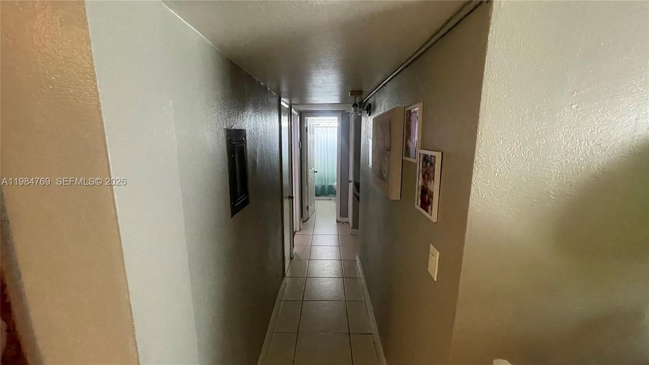 For Sale: $185,000 (2 beds, 2 baths, 1146 Square Feet)