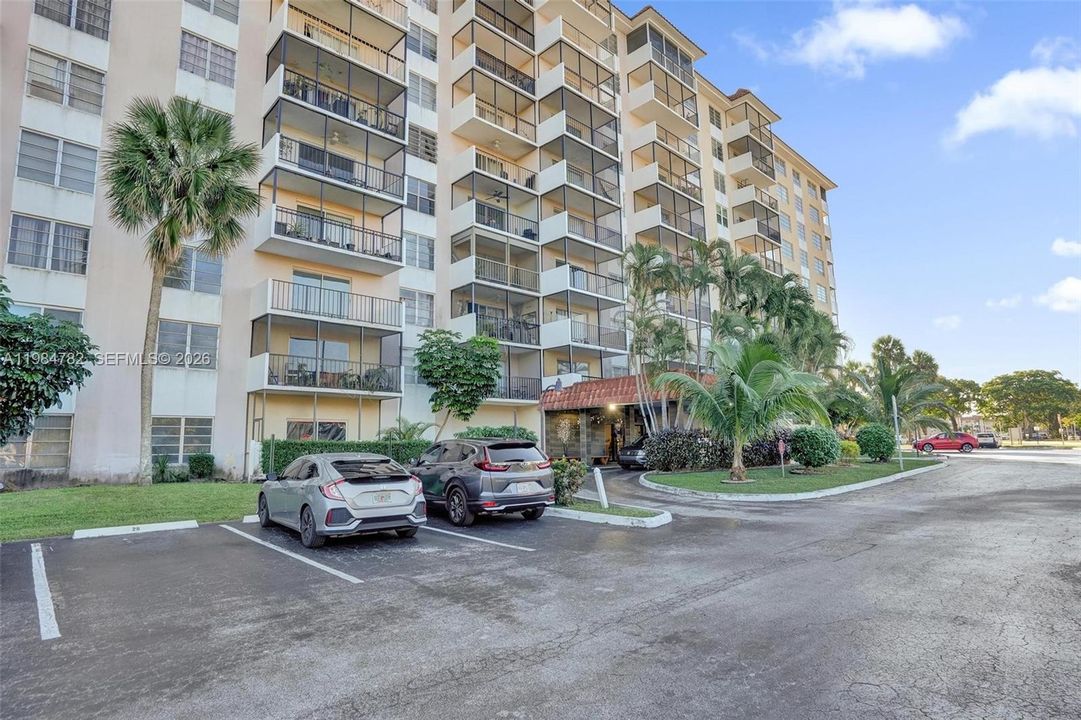 Vendido Recientemente: $107,000 (2 camas, 2 baños, 1016 Pies cuadrados)