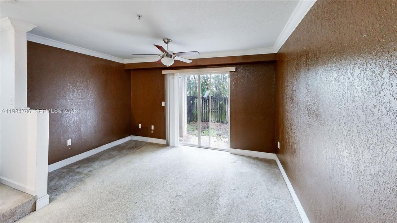 For Sale: $299,000 (3 beds, 2 baths, 1548 Square Feet)