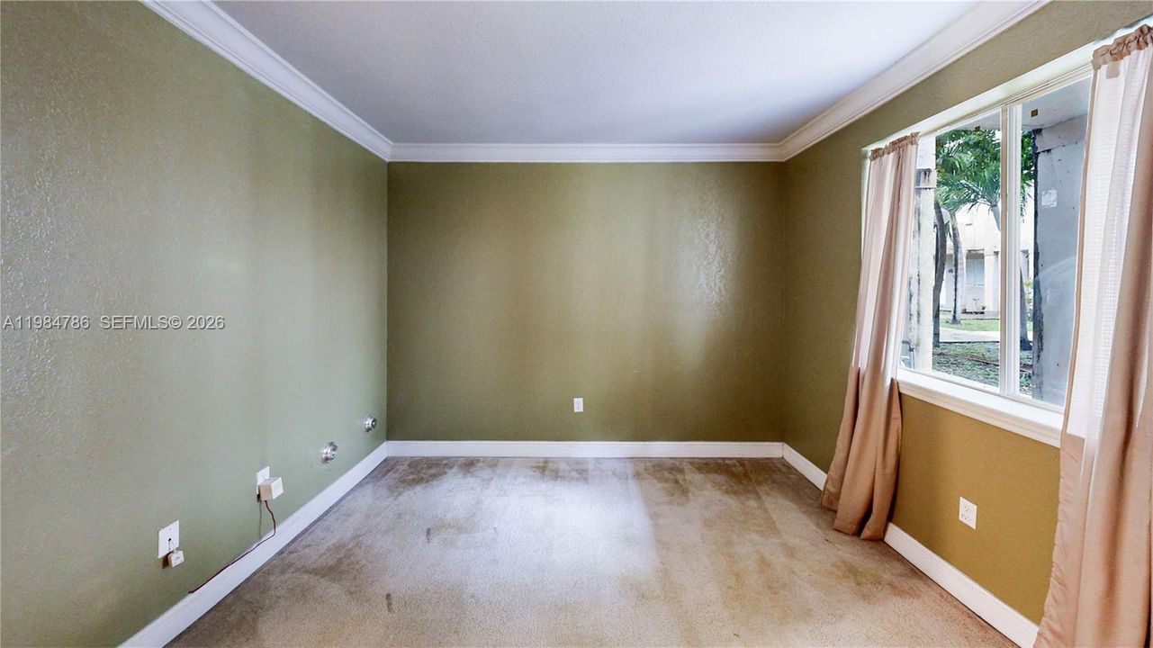 For Sale: $299,000 (3 beds, 2 baths, 1548 Square Feet)