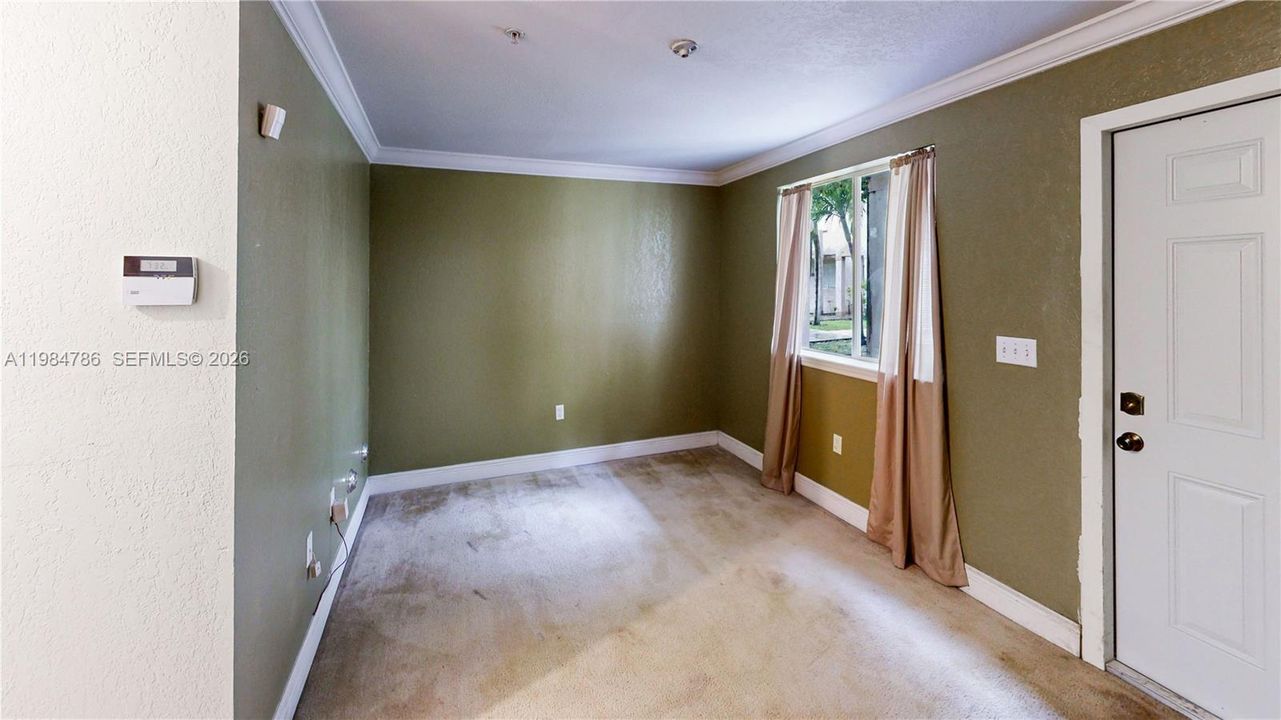 For Sale: $299,000 (3 beds, 2 baths, 1548 Square Feet)