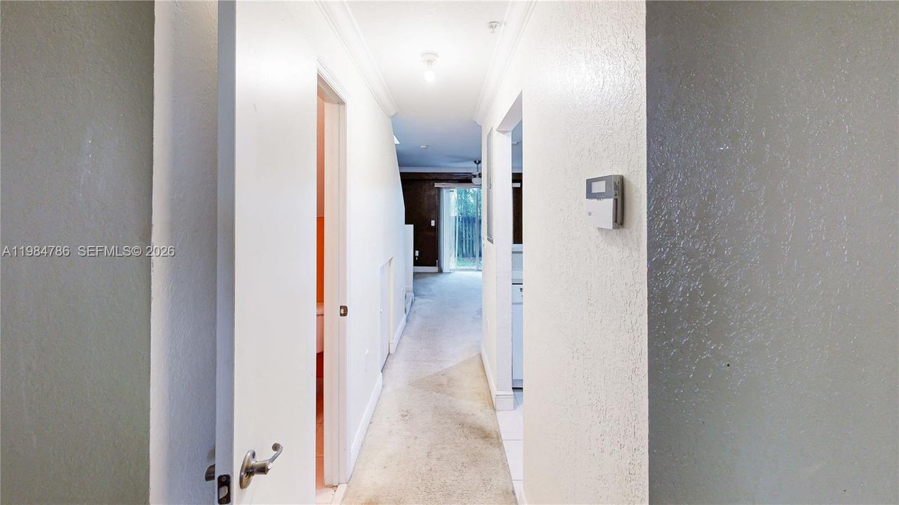 For Sale: $299,000 (3 beds, 2 baths, 1548 Square Feet)
