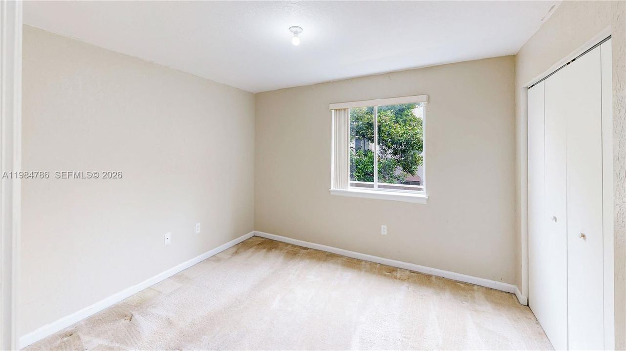 For Sale: $299,000 (3 beds, 2 baths, 1548 Square Feet)