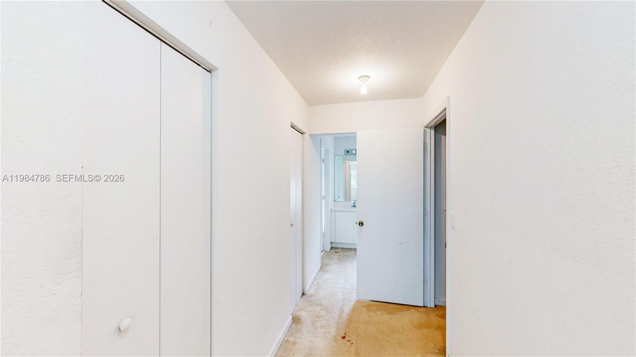 For Sale: $299,000 (3 beds, 2 baths, 1548 Square Feet)