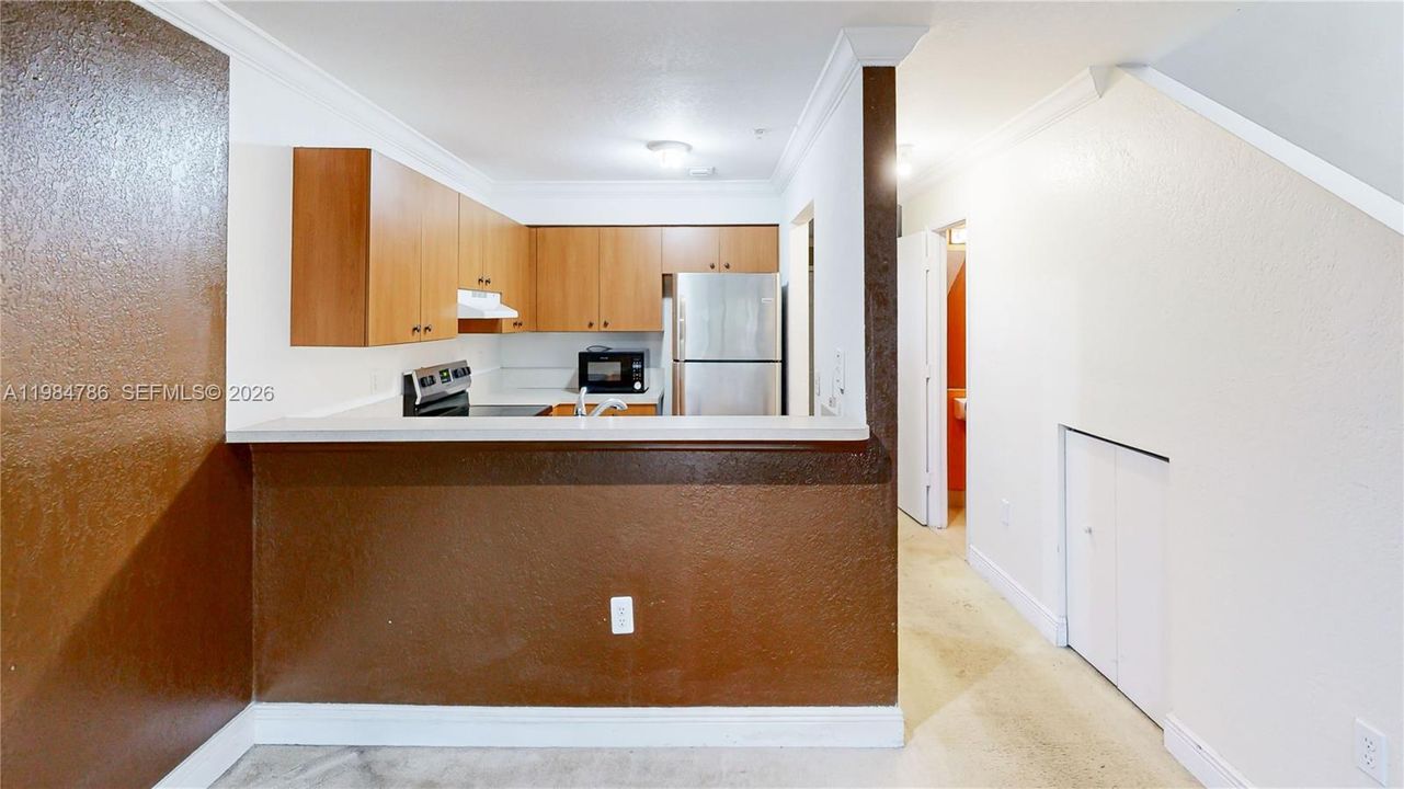 For Sale: $299,000 (3 beds, 2 baths, 1548 Square Feet)