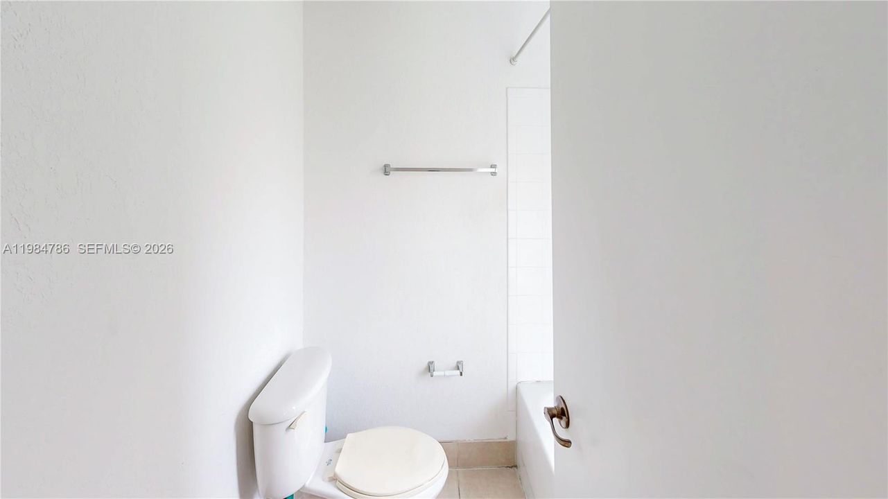For Sale: $299,000 (3 beds, 2 baths, 1548 Square Feet)