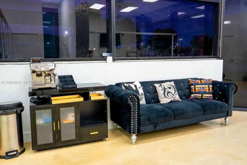 En Venta: $325,000 (0 camas, 0 baños, 0 Pies cuadrados)