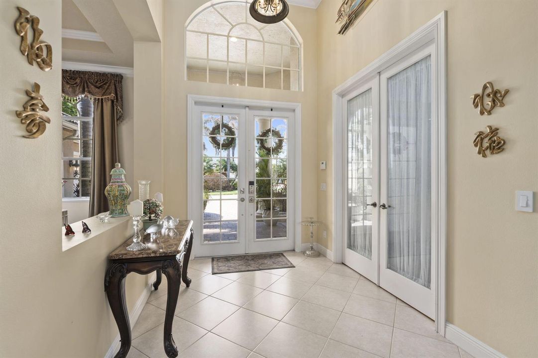 FOYER