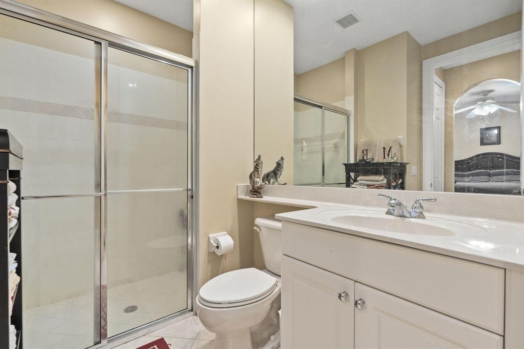 GUEST BATH 1