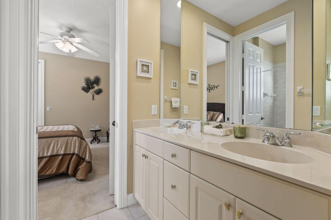 JACK & JILL BATHROOM