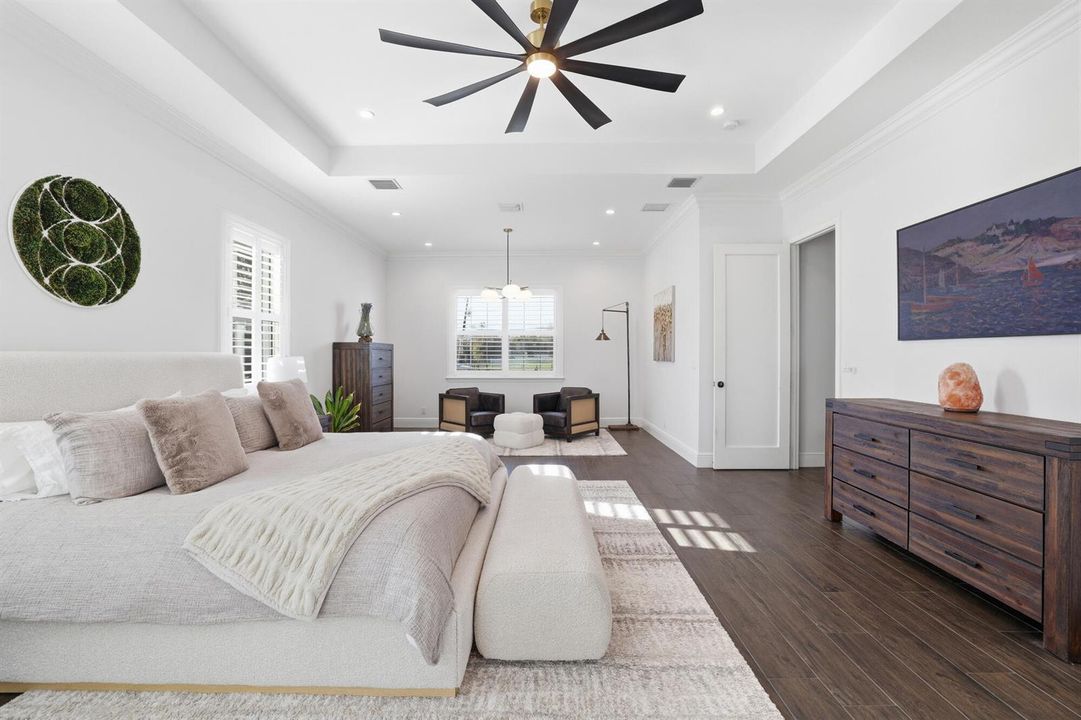 MASTER BEDROOM