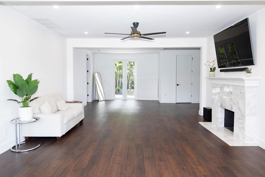 Living room 2