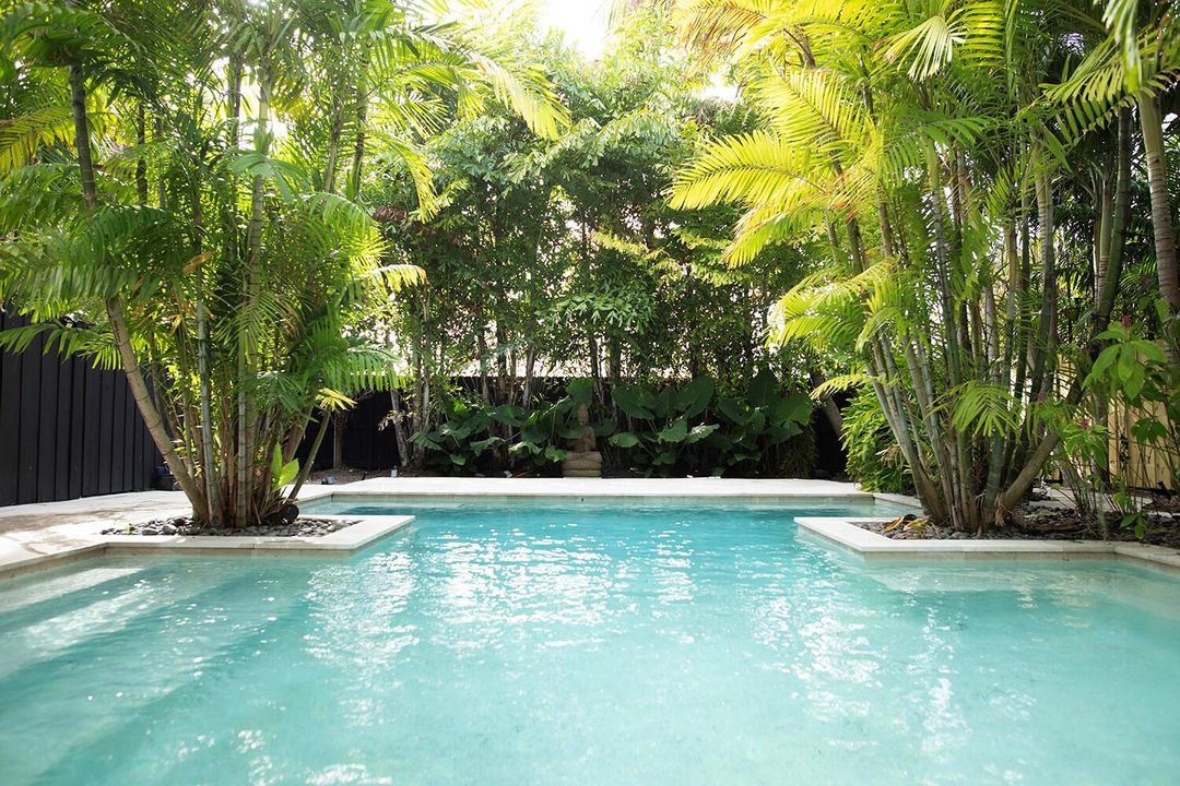 Pool 2