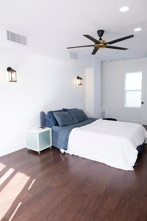 Master bedroom 2