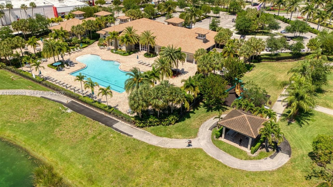 En Venta: $624,900 (3 camas, 2 baños, 1768 Pies cuadrados)