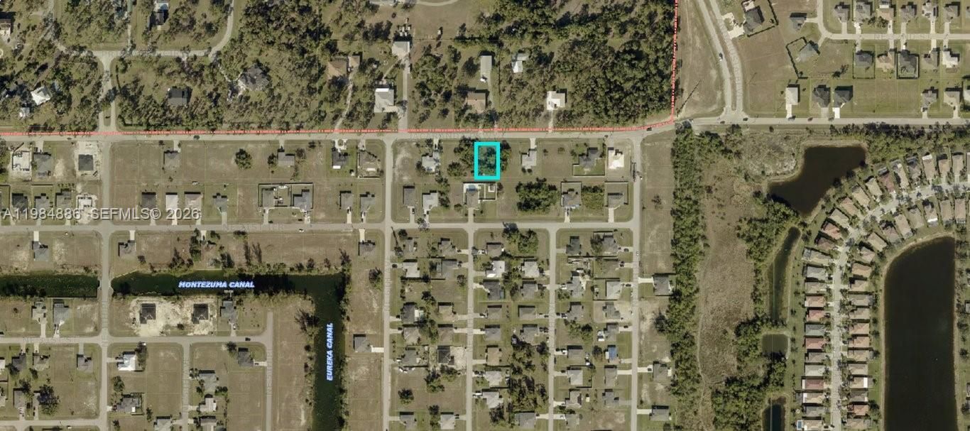 На продажу: $38,000 (0.23 acres)