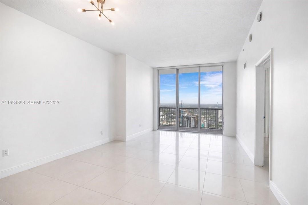 En Venta: $359,000 (1 camas, 1 baños, 791 Pies cuadrados)